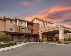 The Oaks Hotel & Suites (Paso Robles, USA)