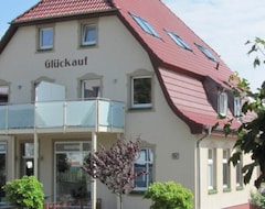 Toàn bộ căn nhà/căn hộ Ferienwohnungen Haus Glückauf (Loddin, Đức)