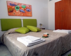 Otel Arancio Tourist Apartments (Trapani, İtalya)