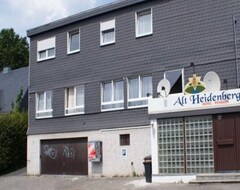 Khách sạn Hotel-Pension Alt-Heidenberg (Siegen, Đức)