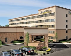 Khách sạn Radisson Hotel Freehold, NJ (Freehold, Hoa Kỳ)