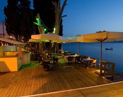 Pansiyon Hotel Romantica (Edipsos, Yunanistan)