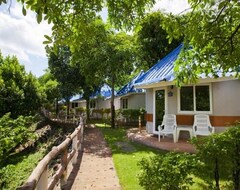 Khách sạn Buri Hut Natural Resort (Koh Mak, Thái Lan)