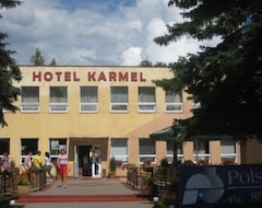 Khách sạn Karmel (Augustów, Ba Lan)