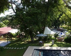 Hotel Basaga Holiday Residences (Kuching, Malaysia)