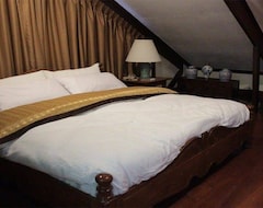 Oda ve Kahvaltı F8 Bed And Breakfast (Tagaytay City, Filipinler)