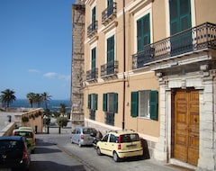 Apart Otel Residenze Palazzo Pes (Cagliari, İtalya)