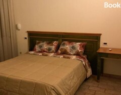 Bed & Breakfast Concaverdeclub (Borghi, Ý)
