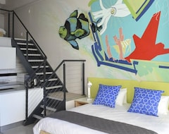 Mojo Hotel (Cape Town, South Africa)