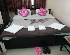 Hotel Guru Residency (Rishikesh, India)