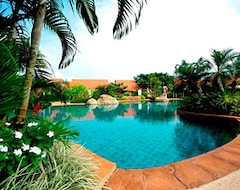 Hotel Golden Pine Resort And Spa (Chiang Rai, Thailand)