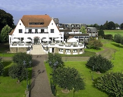 Khách sạn Rheinhotel Vier Jahreszeiten (Meerbusch, Đức)