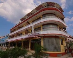 Hotel Cadillac (Las Tunas, Cuba)