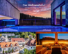 Khách sạn Landhotel Sternwirt "Wellness&Wander" (Weigendorf, Đức)