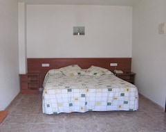 Otel Area 99 (Lizarra, İspanya)