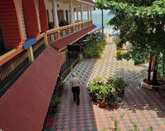 Khách sạn Kovalam Beach Flora (Kovalam, Ấn Độ)