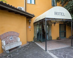 Khách sạn Antico Residence Roma (Nepi, Ý)