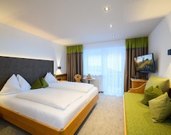 Khách sạn Doppelzimmer Comfort - B&b Hotel Die Bergquelle (Flachau, Áo)