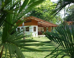 Khách sạn Los Delfines Lodge (Puerto Viejo de Talamanca, Costa Rica)