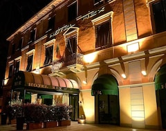 Khách sạn Hotel Rex (Lucca, Ý)