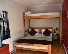 Hotel Atacama Hostel Suites & Bar (Santiago, Chile)