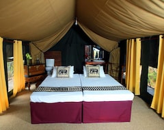 Hotel Ruhunu Safari Camping (Tissamaharama, Šri Lanka)