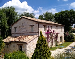 Casa rural Valcastagno Relais (Numana, Italia)