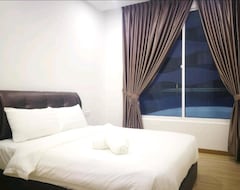 Hotel The Wave Residence Melaka / City Centre / 5mins to Jonker (Malacca, Malaysia)