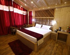 Khách sạn OYO 13947 Tourist Nest (Manali, Ấn Độ)