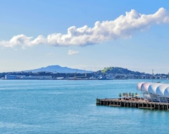 Koko talo/asunto Stunning Harbour & City View Studio | Aircon+wifi (Auckland, Uusi-Seelanti)