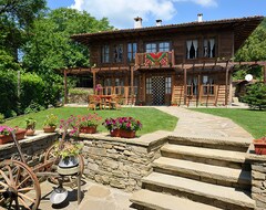 Majatalo Kenara Guest House (Zheravna, Bulgaria)