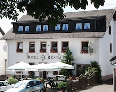 Hotel Zwicker Scheer (Bleialf, Germany)