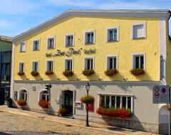 Khách sạn Hotel Zur Post (Freyung, Đức)