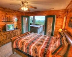 Hotelli Eagles Nest 3 Bedrooms 3 Bathrooms Cabin (Sautee Nacoochee, Amerikan Yhdysvallat)