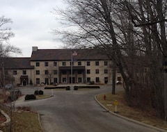 Hotel Spring Mill Inn (Mitchell, USA)