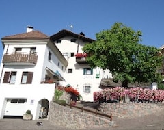 Khách sạn Gasthof Zum Roessl (Jenesien, Ý)