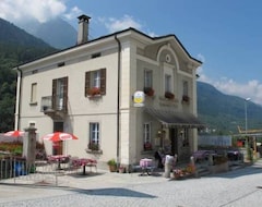 Hotel Garni Post (Castasegna, Schweiz)