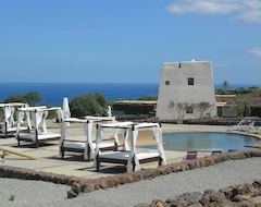 Bed & Breakfast Dammusi Al-Qubba Wellness & Resort (Pantelleria, Ý)