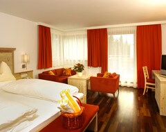 Hotel Amiamo Familotel (Zell am See, Austria)