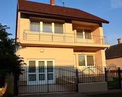 Hele huset/lejligheden Molnar Vendeghaz (Újfehértó, Ungarn)