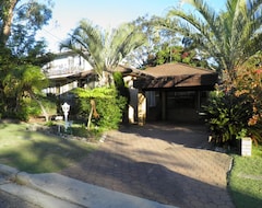 Khách sạn Pelicans Perch 8 Verona Road (Shoal Bay, Úc)