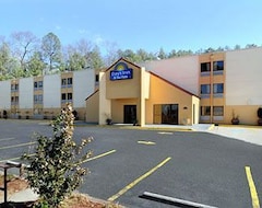 Hotel Quality Inn & Suites near Six Flags East (Atlanta, USA)