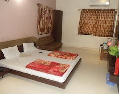 Khách sạn Radhe Palace (Morbi, Ấn Độ)