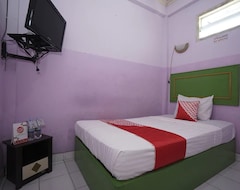 Hotelli OYO 1441 Hotel Dempo Permai (Lubuklinggau, Indonesia)