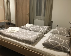 Hotel Elmontex (Ostrava, Czech Republic)