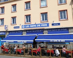 Hotel Les Gens de Mer (Brest, France)