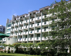 Khách sạn Hotel Zdravets (Golden Sands, Bun-ga-ri)