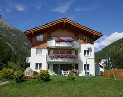 Hotel Haus Artemis (Saas Grund, Suiza)