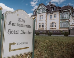 Khách sạn Alte Landratsvilla Hotel Bender (Westerburg, Đức)