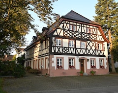 BoutiqueHotel Krone (Denclingen, Njemačka)